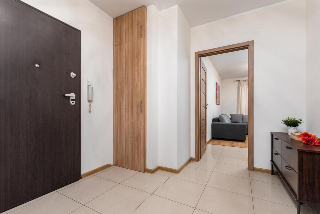 Al Krakowska 291A By Homeprime Warsawa Bagian luar foto