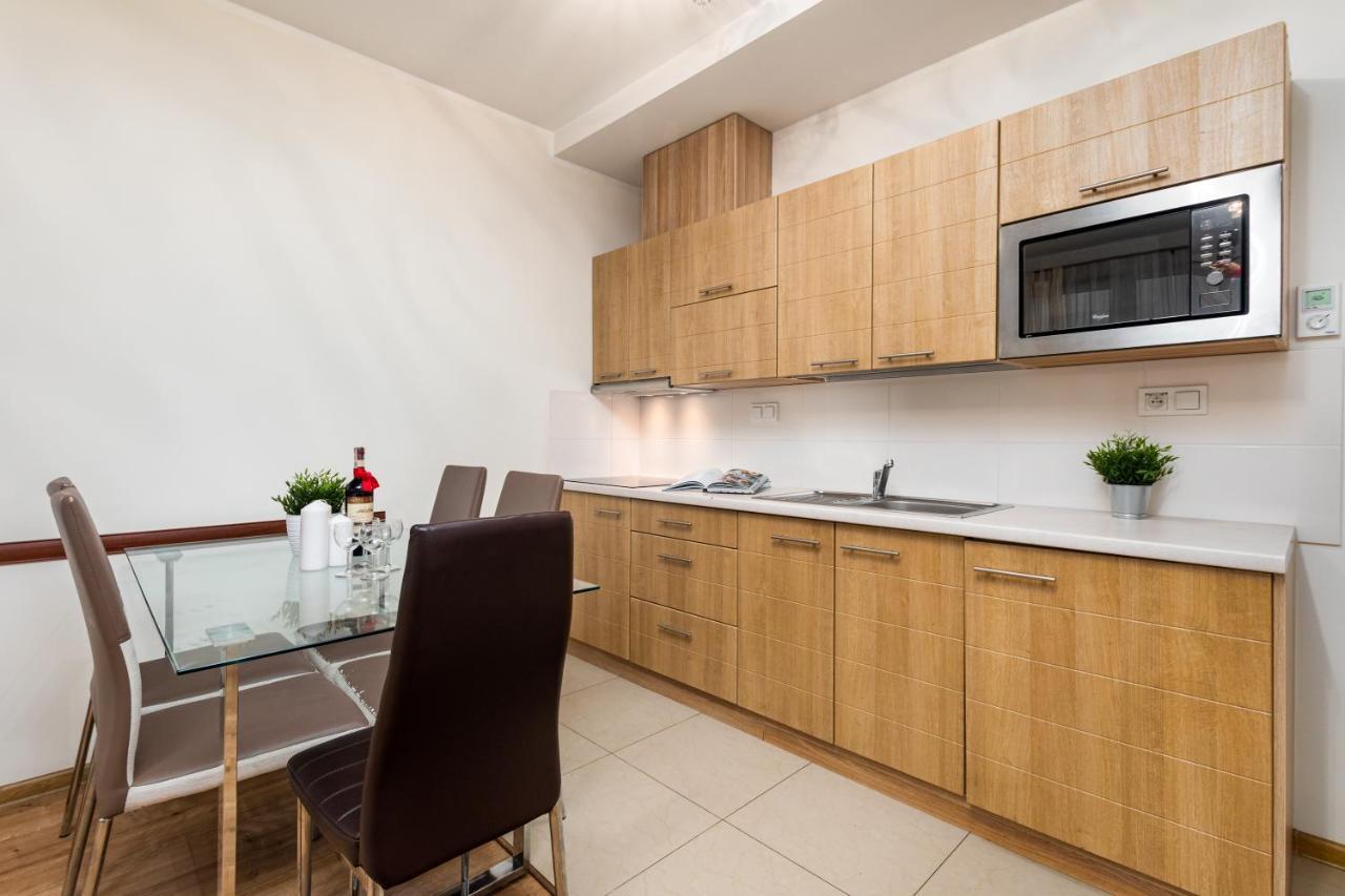 Al Krakowska 291A By Homeprime Warsawa Bagian luar foto