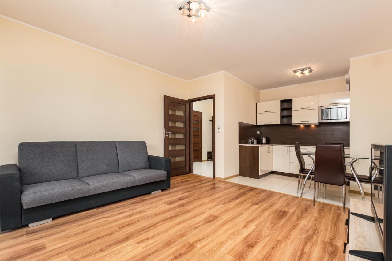 Al Krakowska 291A By Homeprime Warsawa Bagian luar foto