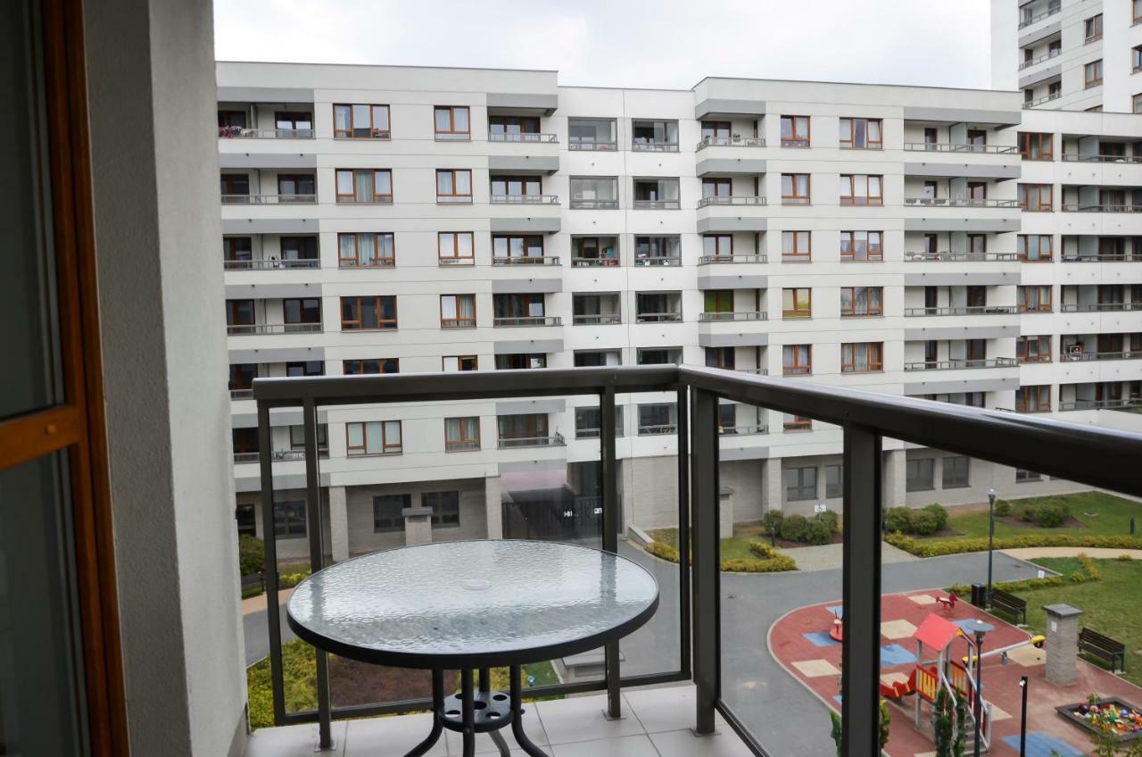 Al Krakowska 291A By Homeprime Warsawa Bagian luar foto